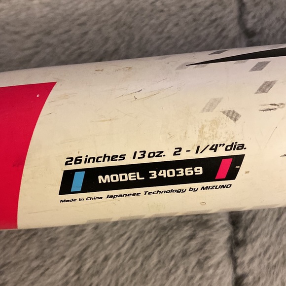 2 mizuno Jennie finch bats good condition little wear - Picture 4 of 4